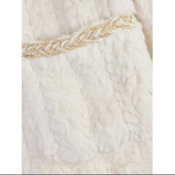 elegant contrast binding hook closure fuzzy coat chic classic - Picture 9 of 10